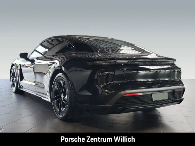 Porsche Taycan GTS