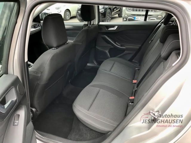 Ford Focus Titanium Wagon