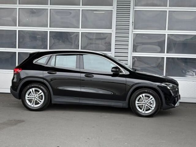Mercedes-Benz GLA 200 GLA 200 Advanced AHK LED Kamera e.Heckklappe DAB