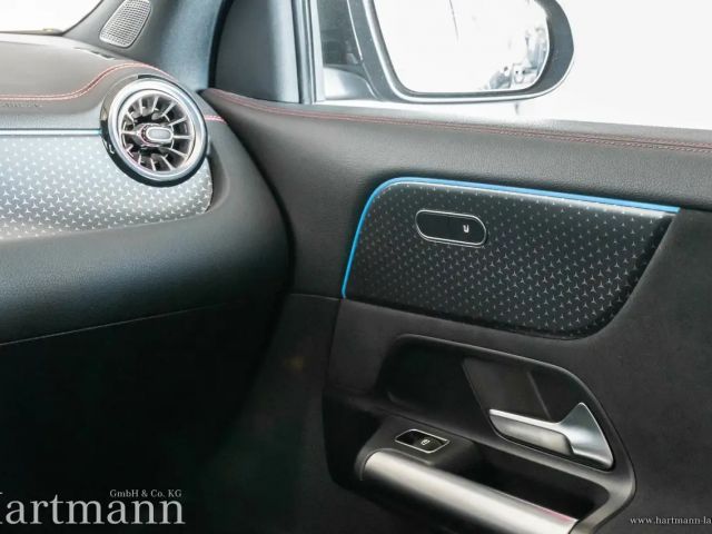 Mercedes-Benz EQA 350 4MATIC AMG Line