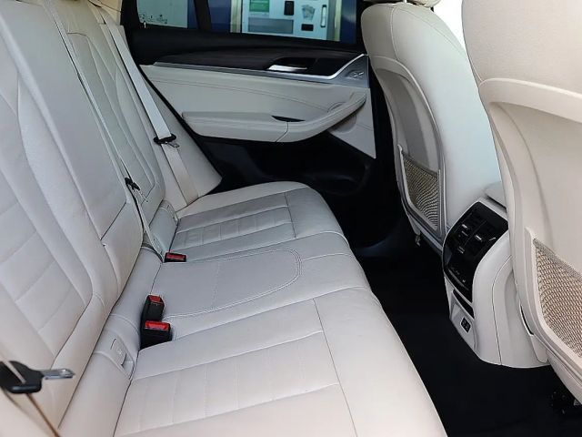 BMW X3 xDrive30e