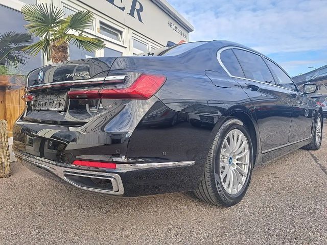 BMW 745 Sedan xDrive