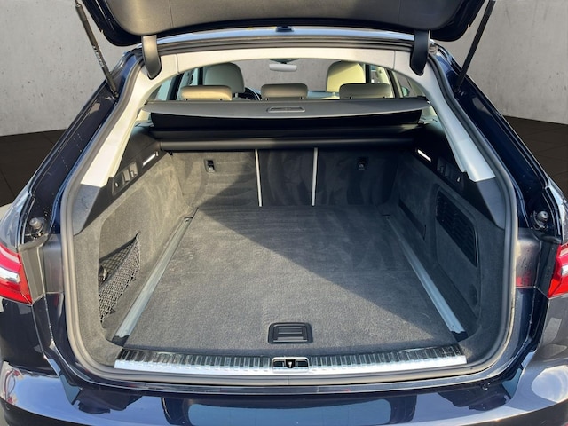 Audi A6 40 TDI Avant S-Tronic