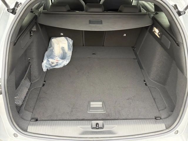 Opel Astra Sitz-/Lenkradheizung, PDC V+H, AHK, DAB+