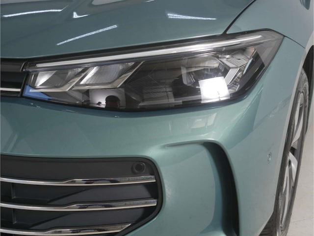 Volkswagen Passat 1.5 eTSI Business