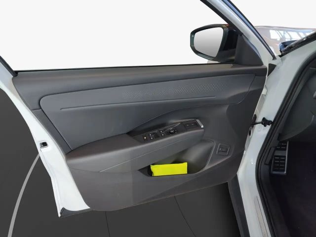 Volkswagen T-Roc 1.5 eTSI IQ.Drive R-Line