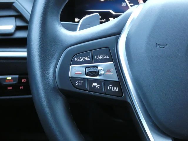 BMW 330 330e Touring