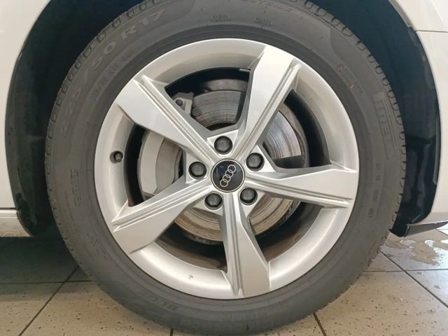 Audi A4 40 TDI Avant S-Tronic