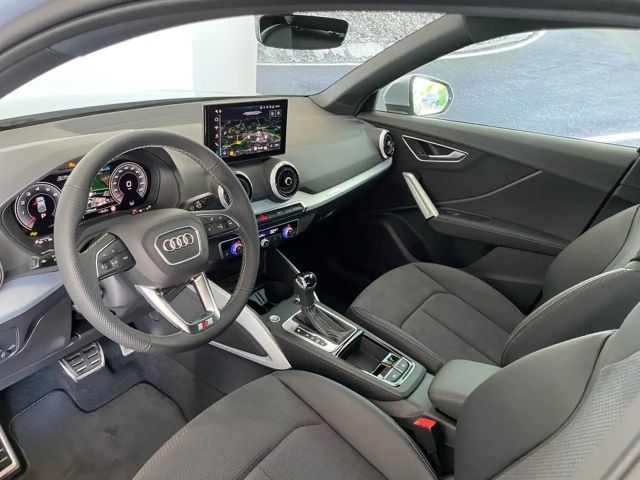 Audi Q2 35 TFSI S-Line