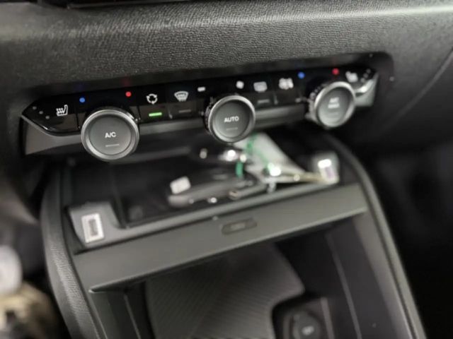 Citroën C4 Hybrid Max