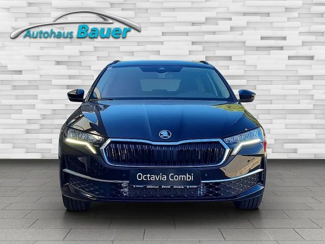 Skoda Octavia Combi Selection