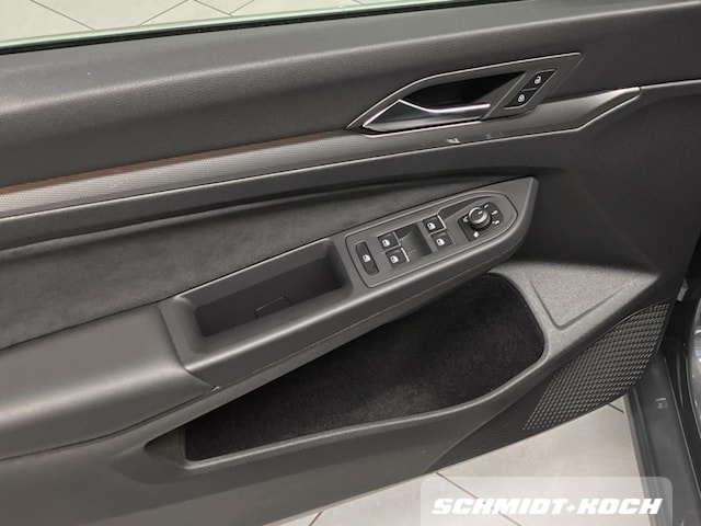 Volkswagen Golf 1.5 eTSI DSG Plus