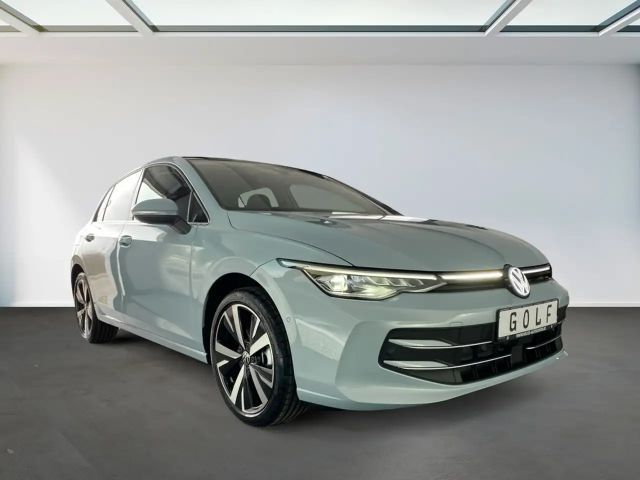 Volkswagen Golf 1.5 TSI Plus Style