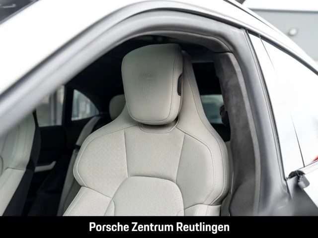 Porsche Taycan Cross Turismo S Turbo