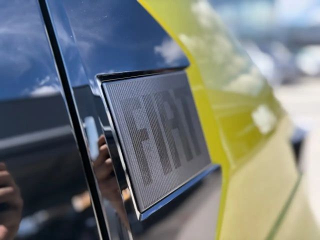 Fiat Grande Panda E La Prima