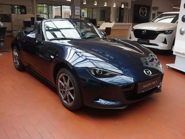 Mazda MX-5 SkyActiv