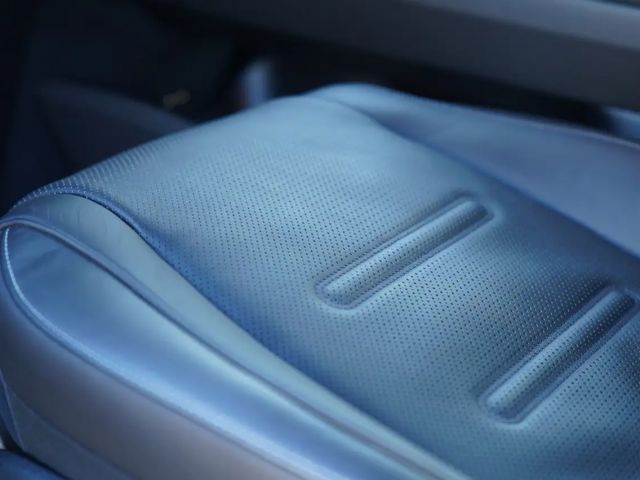 Mercedes-Benz EQS 4MATIC+ 53 AMG Line Sedan