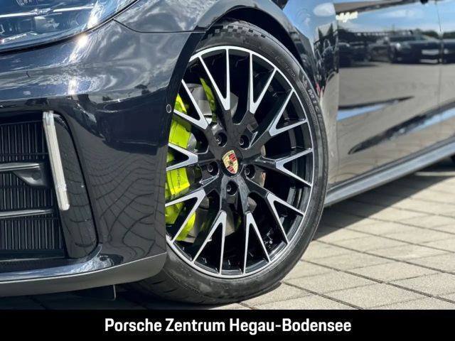 Porsche Panamera 4 E-Hybrid