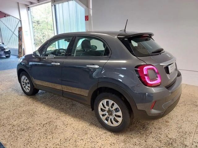 Fiat 500X Komfort + Tech Paket Navi Blendfreies Fernl. ACC A