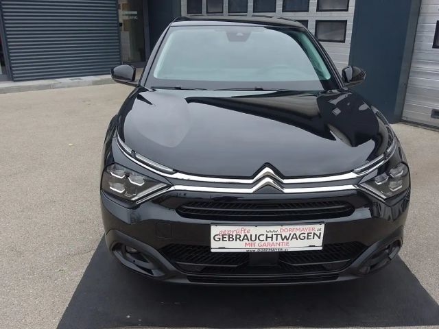 Citroën C4 PureTech Shine