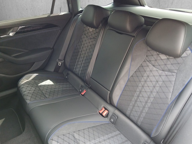 Volkswagen Passat DSG R-Line eHybrid