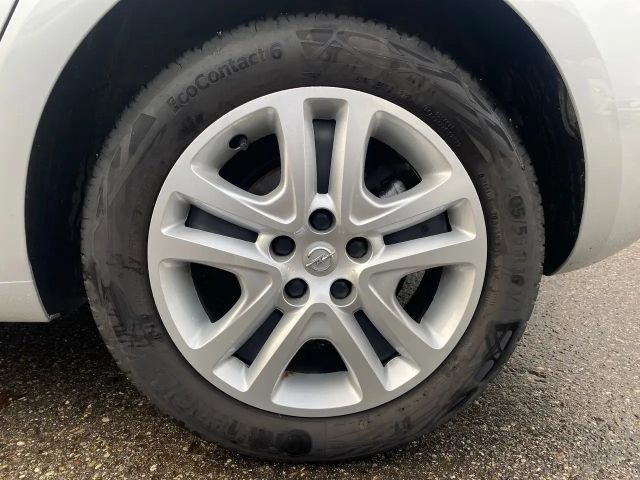 Opel Astra 1.2 Turbo Edition Turbo