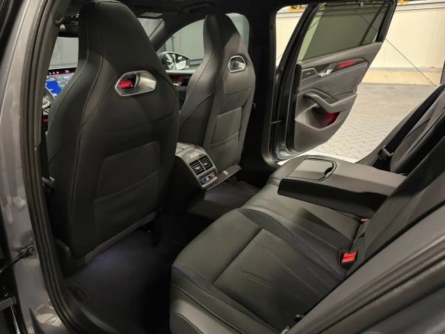 Volkswagen Passat 4Motion R-Line Variant