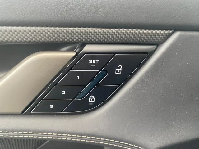 Porsche Taycan Sport Turismo Turbo