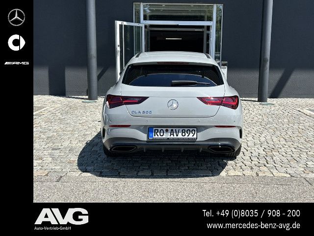 Mercedes-Benz CLA 200 Shooting Brake