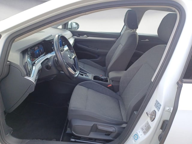 Volkswagen Golf DSG Life