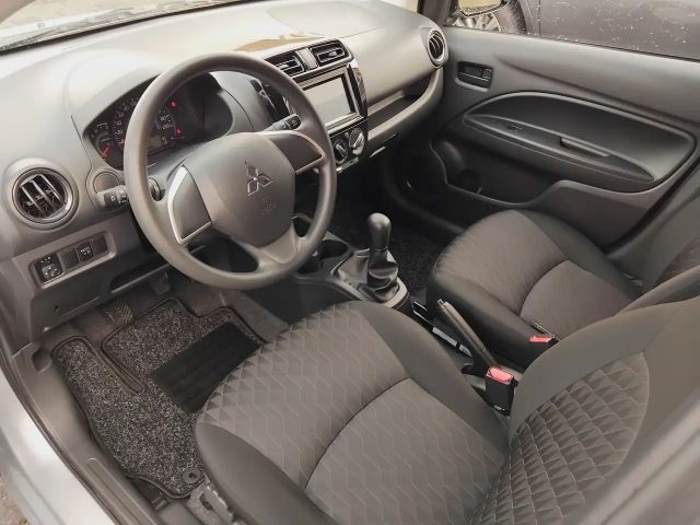 Mitsubishi Space Star Star