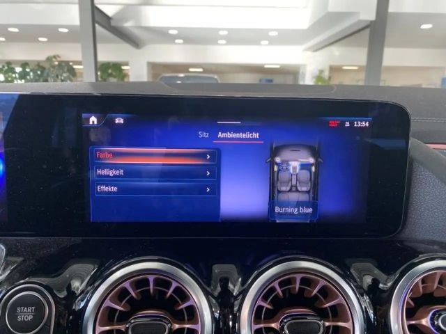 Mercedes-Benz EQA 350 4MATIC Electric Art