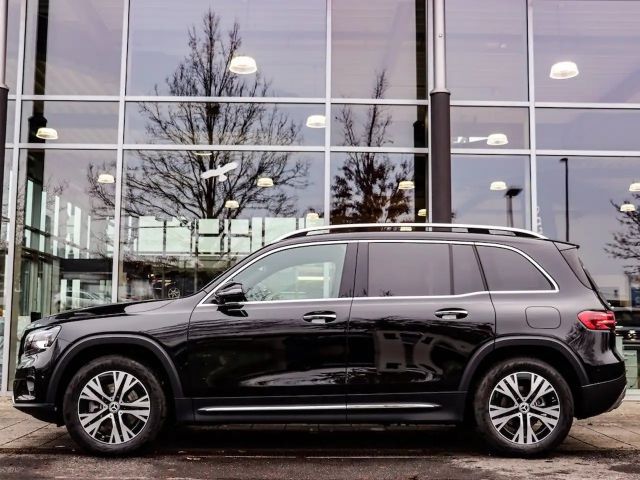 Mercedes-Benz GLB 200 4MATIC GLB 200 d