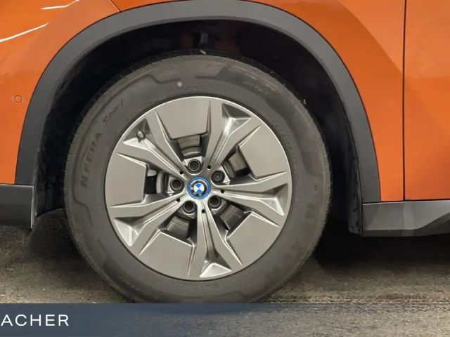 BMW iX1 xDrive30