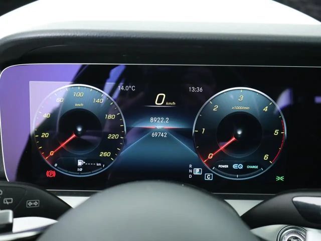 Mercedes-Benz E 220 AVANTGARDE E 220 d Estate