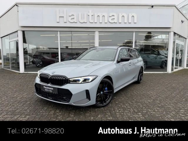 BMW 320 320d M-Sport Touring xDrive