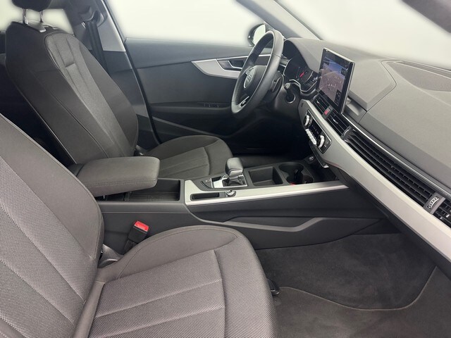 Audi A4 35 TFSI Avant S-Tronic