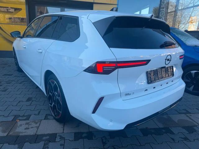 Opel Astra Sports Tourer Ultimate