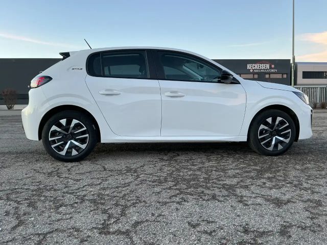 Peugeot 208 PureTech Style