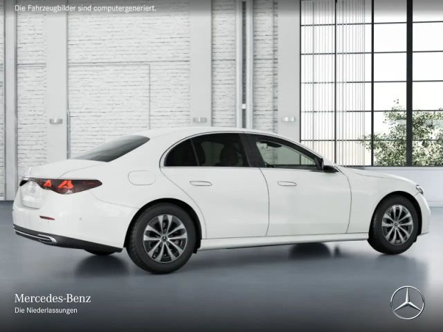 Mercedes-Benz E 220 AVANTGARDE E 220 d Sedan