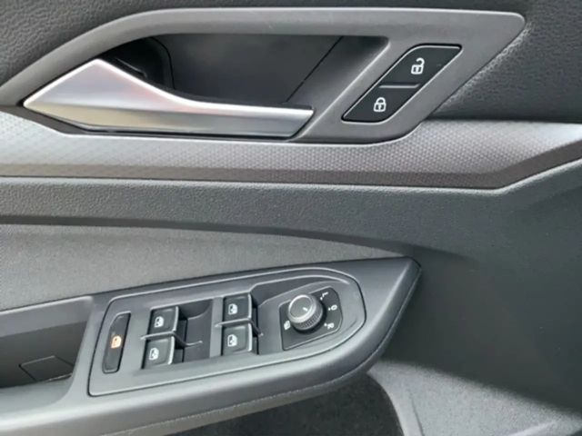 Volkswagen Golf 1.5 TSI Golf VIII