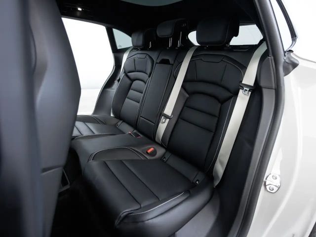 Porsche Taycan Sport Turismo