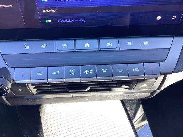 Opel Astra Elegance Hybrid Innovation