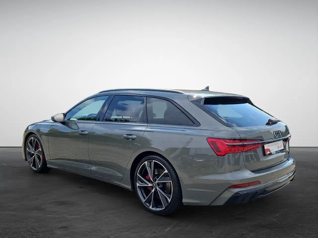 Audi S6 Avant Quattro