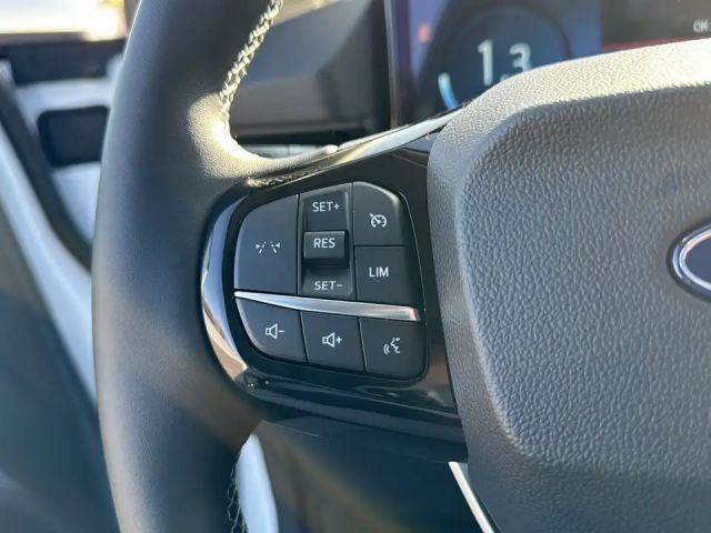 Ford Puma EcoBoost Titanium