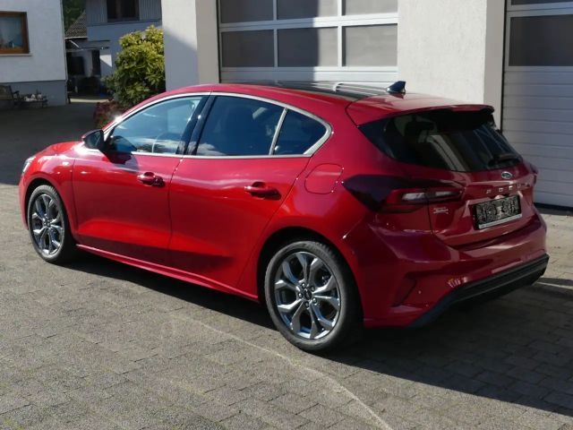 Ford Focus Limited ST Line