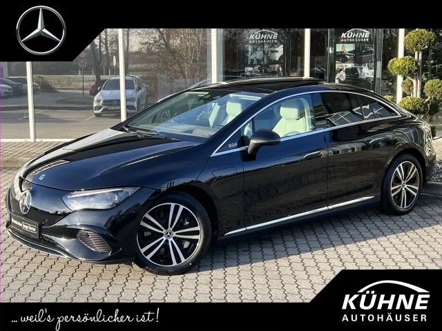 Mercedes-Benz EQE 350 Sedan