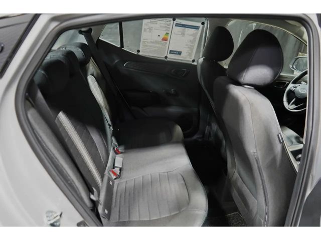 Hyundai i10 1.0 2WD Trend