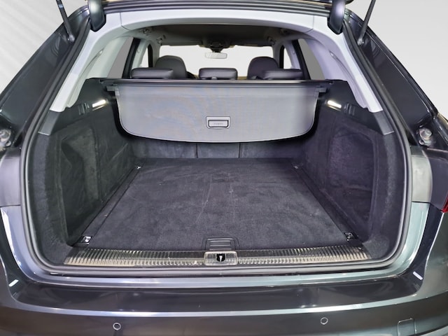 Audi A4 30 TDI Avant S-Tronic