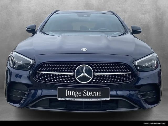 Mercedes-Benz E 220 AMG Line